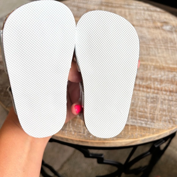 Carter’s Baby Girl Silver Sandals- 3-6 months - Picture 6 of 7